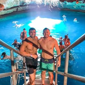 Meet your Posher, Tom